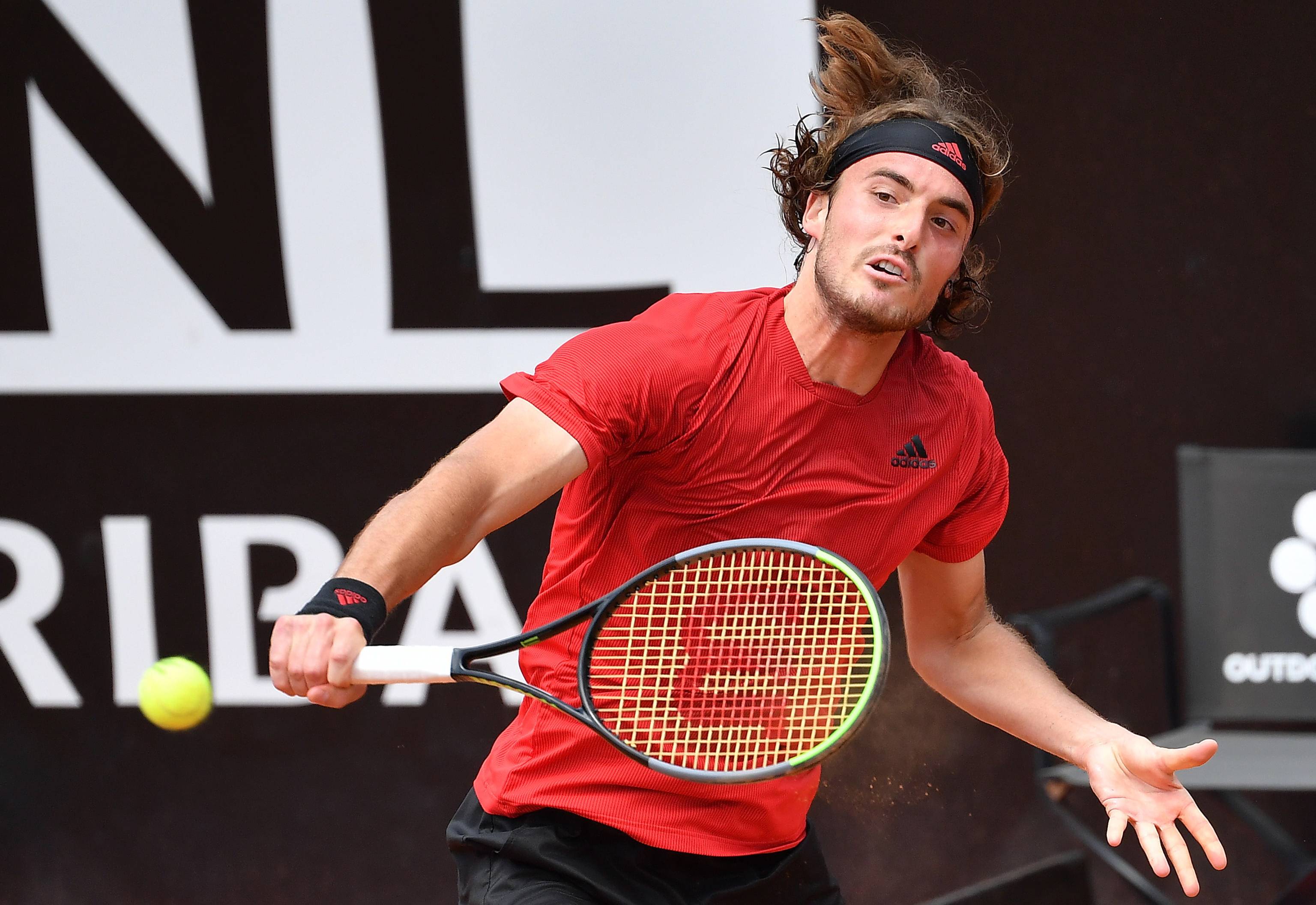 美网险胜ATP总决赛，西西帕斯关键制胜