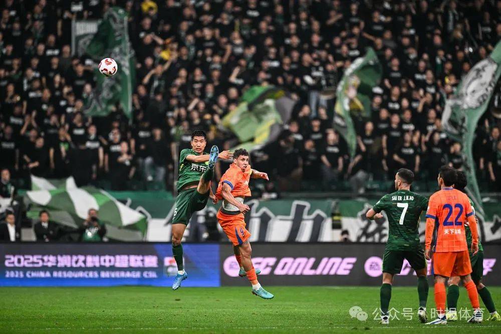 球队防守强劲，逼迫对手失误取得胜利