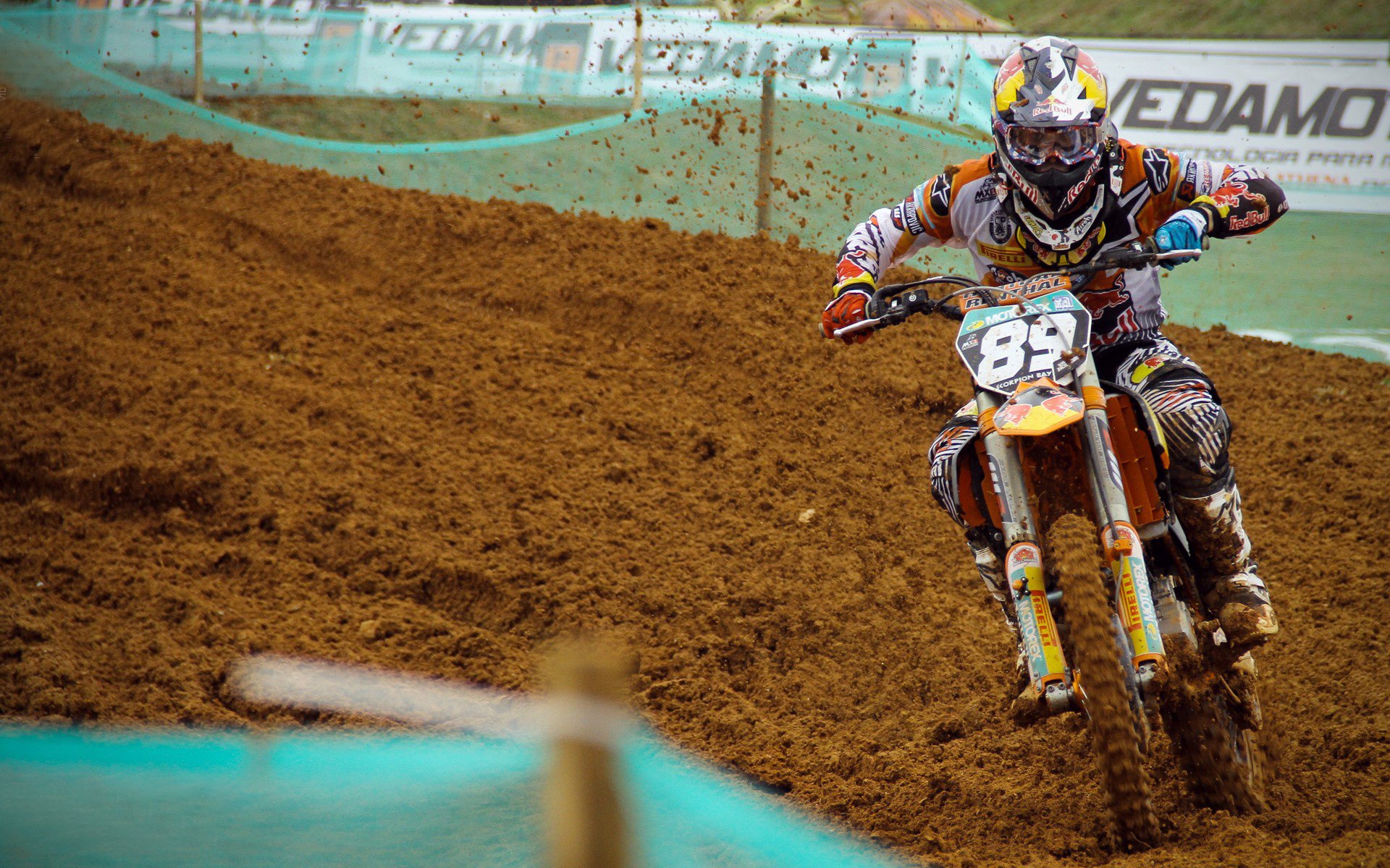 帕尔默爆发打破尼日利亚节奏,比利亚雷亚尔式掌控力成胜负关键